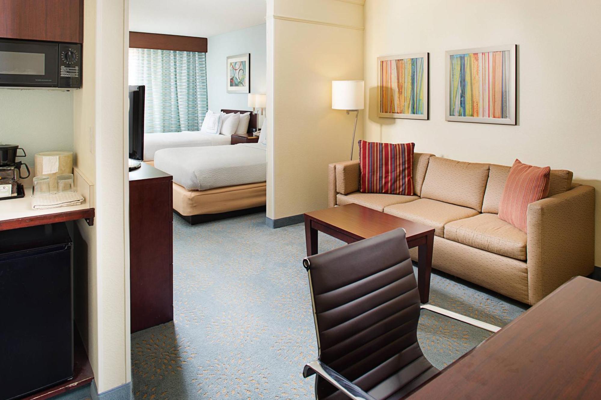 สปริงฮิลล์ สวีท แมนเชสเตอร์ บอสตัน รีเจียนัล แอร์พอร์ต Hotel ภายนอก รูปภาพ